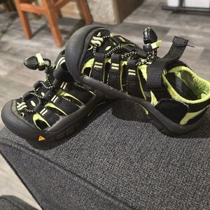 Keen Kids Black and Lime Outdoor Sport Sandals